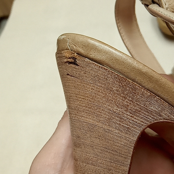 Prada Leather Slingback heels - Picture 9 of 9